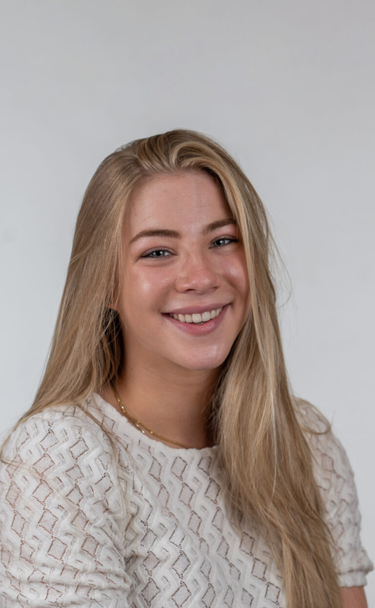 Medewerkster Nerena Bierens
